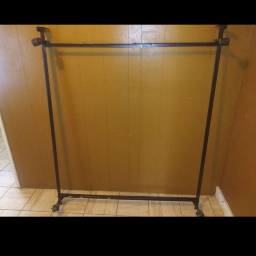 Bed Rails - Picture 2 of 2